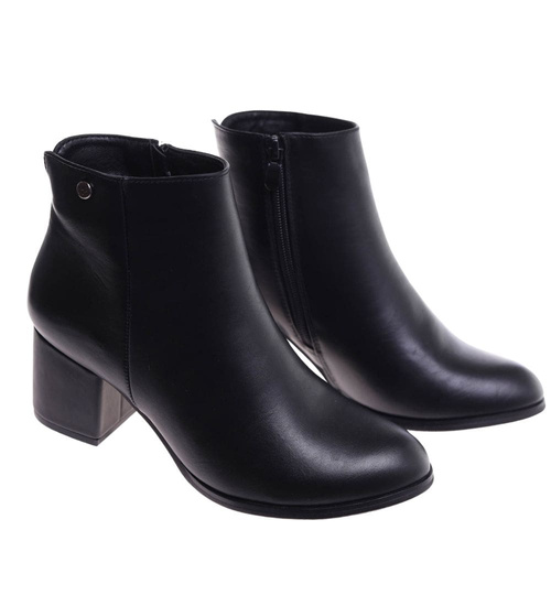 Klasyczne czarne botki na niskim obcasie /G3-2 +H2 18189 T399/