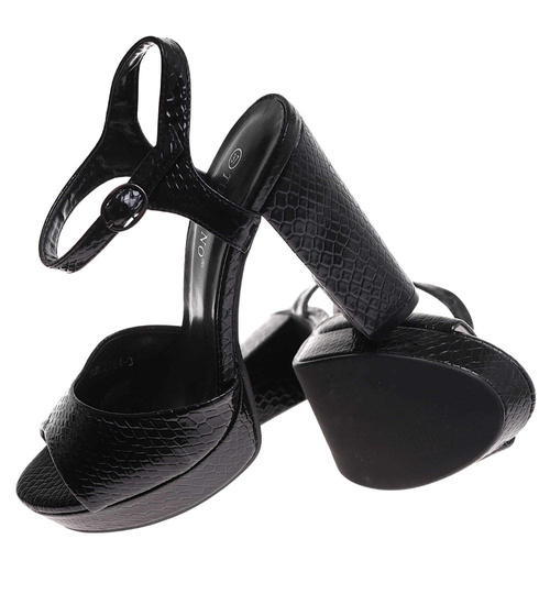 Czarne sandały damskie na słupku i platformie /F3-3 12208 G18-45/