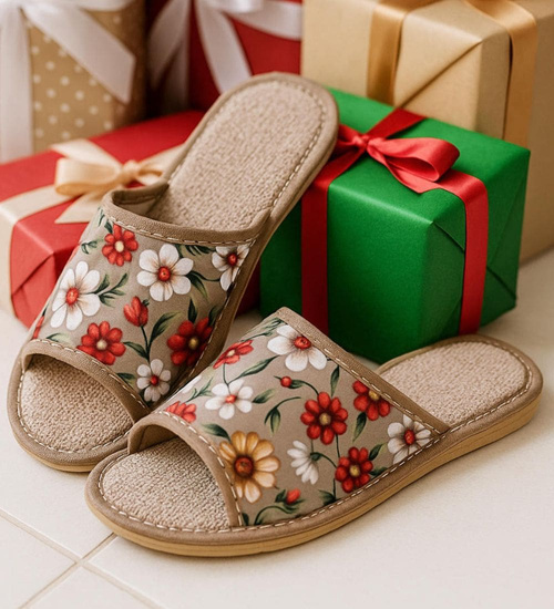 Kolorowe kapcie z tkaniny z kwiatowym wzorem /C1-1 18590 S174/