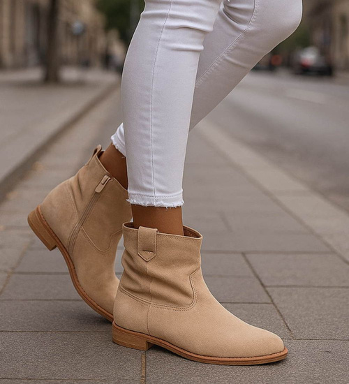 Zamszowe botki damskie na niskim koturnie Beżowe /A5-3+H2 12518 KH T266/