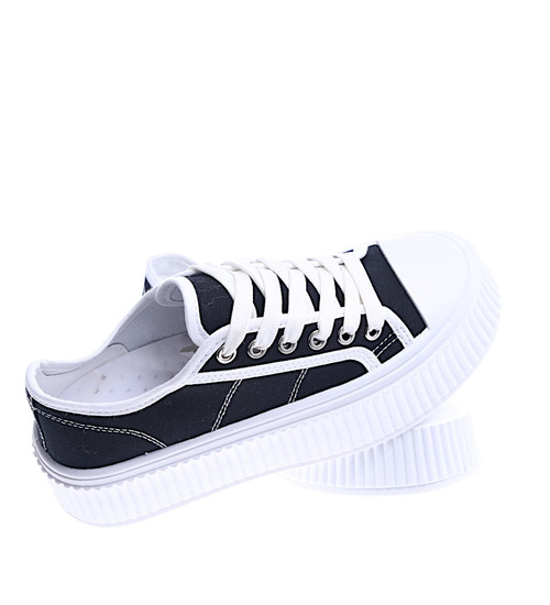 Czarne damskie trampki na platformie /E3-3 13793 S296/