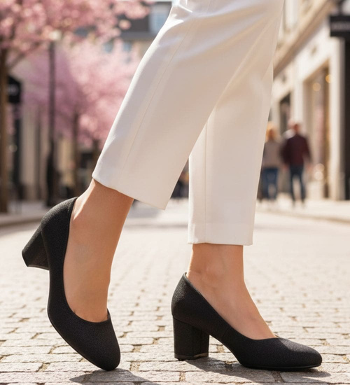 Wizytowe czarne czółenka na klocku /G12-2 18633 T357/