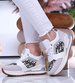 Białe trampki sneakersy na niskim koturnie /F1-3 13928 T299/