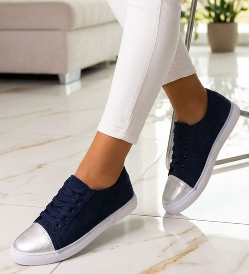 Sznurowane granatowe trampki damskie /E7-2 13617 S171/