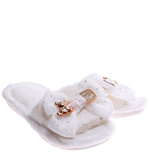 Pluszowe białe kapcie damskie z kokardą otwarte /B3-1 16967 T281/