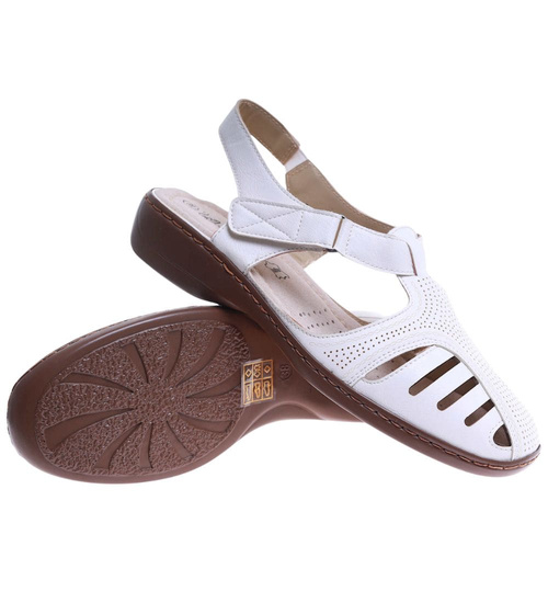 Białe ażurowe sandały damskie z paseczkiem /C5-3 17614 T233/