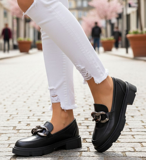 Czarne półbuty mokasyny na platformie /D8-3 12706 T690/