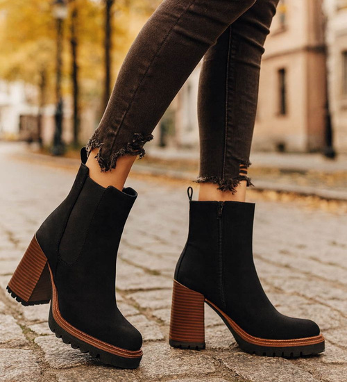 Czarne zimowe botki na słupku /J6-2 H2 18512 G388/