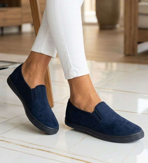 Wsuwane granatowe tenisówki z tkaniny /D9-2 15662 T1/