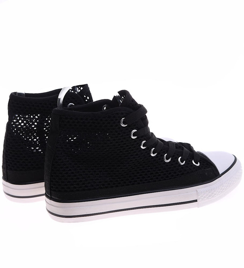 Ażurowe sznurowane trampki damskie Czarne /F1-1 16331 G9-84/