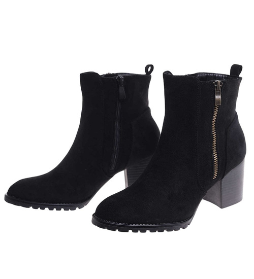 Czarne eleganckie botki na obcasie /i4-2 18397 W482/