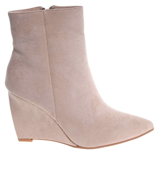 Beżowe ocieplane botki na koturnie /D8-1 18616 T248/