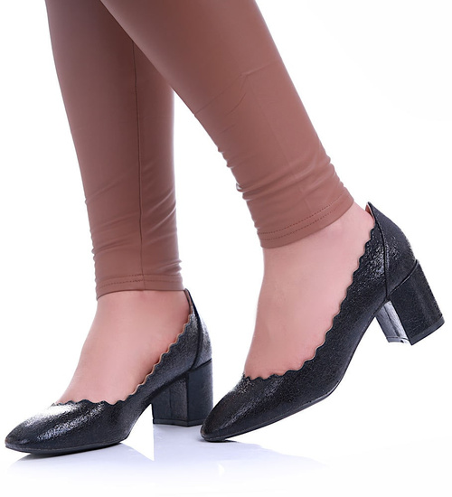 Czarne czółenka na grubym obcasie /E2-3  17146 T185/