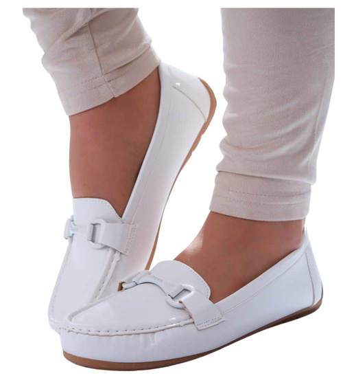 Białe damskie półbuty mokasyny /D4-3 17670 W132/