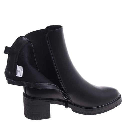 Czarne botki damskie na grubym obcasie /A10-3 18395 W259/