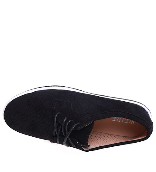 Czarne ażurowe półbuty na niskiej platformie /C2-1 15942 T234/