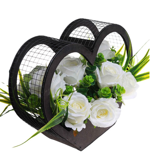 Kompozycja kwiatowa- białe róże w dużym czarnym sercu /Komp108 P424/