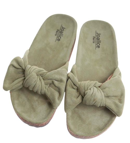 Zielone otwarte klapki profilowane /F10-2 17741 W122/