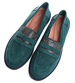 Zielone zamszowe półbuty loafersy na niskim obcasie /D9-2 15484 T386/