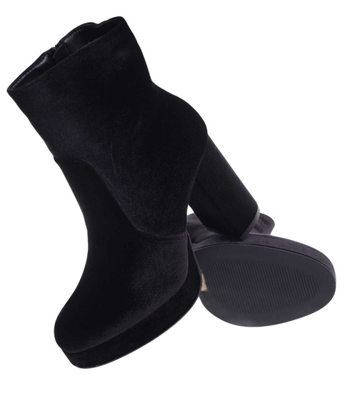 Welurowe czarne botki damskie na platformie /J5-2 H2 18391 G284/