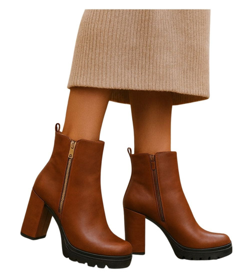 Karmelowe botki damskie na grubym obcasie /B6-2 18402 G284/