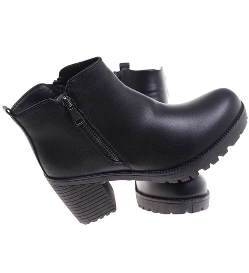 Czarne botki na obcasie z suwakiem /C7-3 18414 T300/