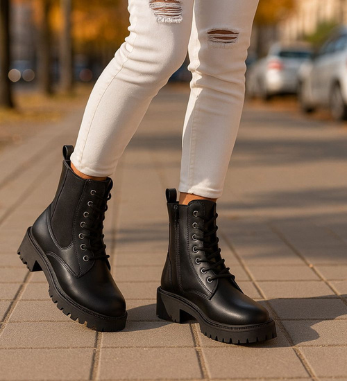 Czarne trapery damskie na platformie /A3-3 18284 W480/