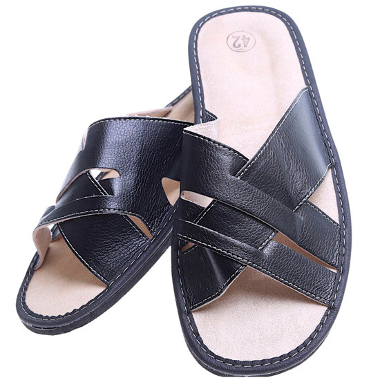 Skórzane męskie klapki domowe Czarne /F10-1 8410 S195/