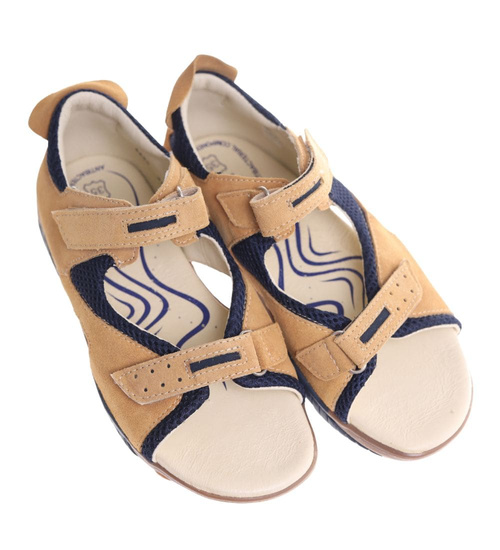 Beżowe sandały chłopięce ost470
