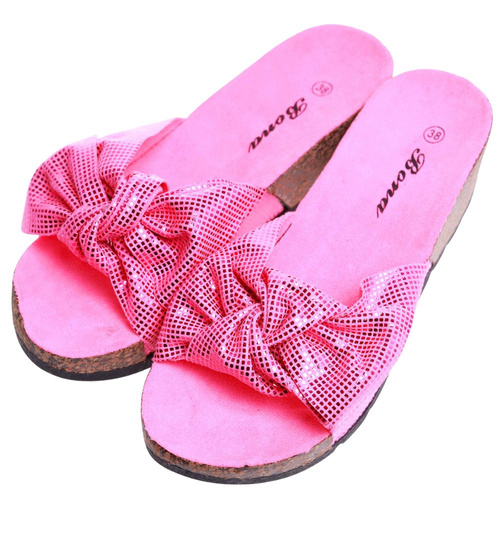 Różowe klapki na niskim koturnie /C7-2 17627 T134/