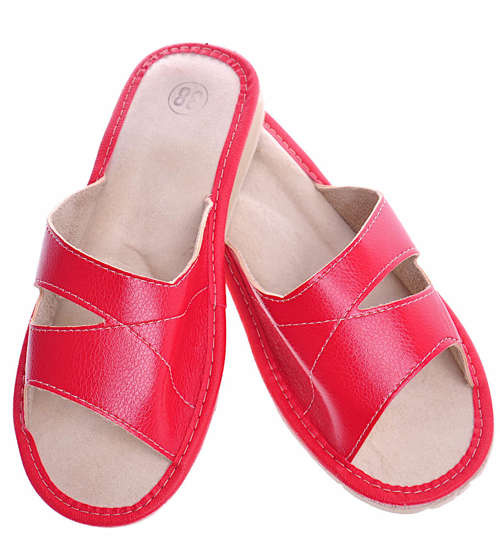 Bordowe klapki ze skóry z wycięciami /G7-1 4826 S175/