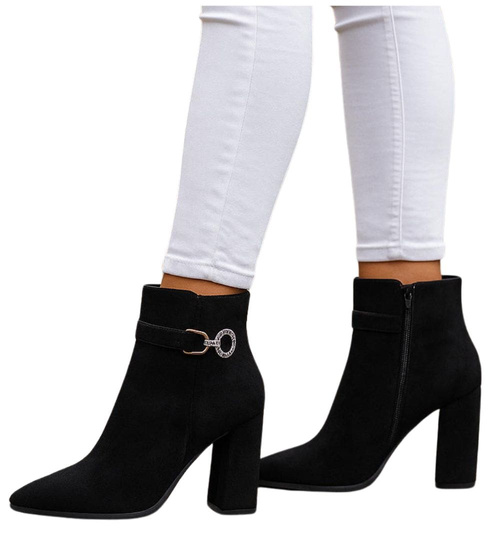 Czarne botki na obcasie słupku /E9-1 18260 W420/