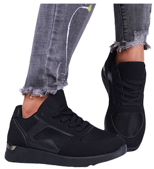 Sznurowane czarne buty sportowe damskie /D5-2 15711 T287/