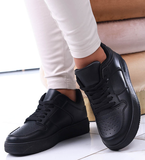 Czarne damskie trampki na niskiej platformie /F7-3 13618 T484/