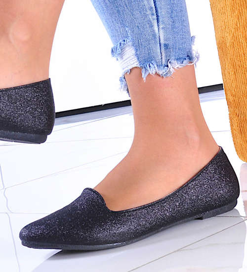 Czarne balerinki lordsy z błyszczącej skóry eko /G13-3 7384 S056/