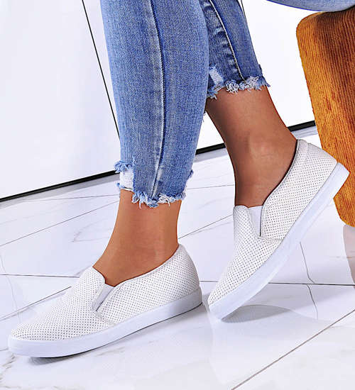 Wsuwane wiosenne trampki slip on White /B4-2 10845 T108/ Wsuwane wiosenne trampki slip on White /B4-2 10845 T108/