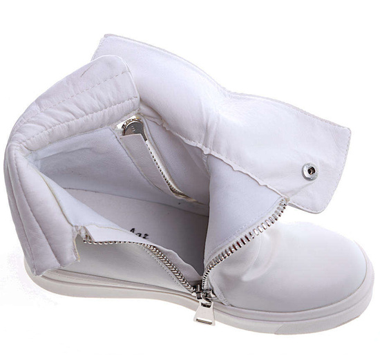 Białe trampki sneakersy na niskim koturnie /C3-2 13325 T194/