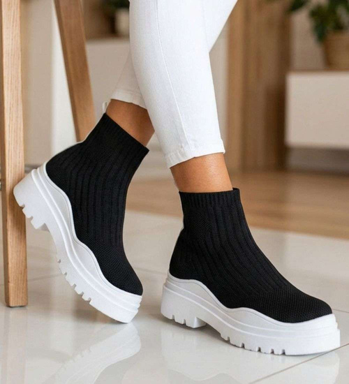 Czarne trampki damskie na platformie /G10-3 13376 T292/