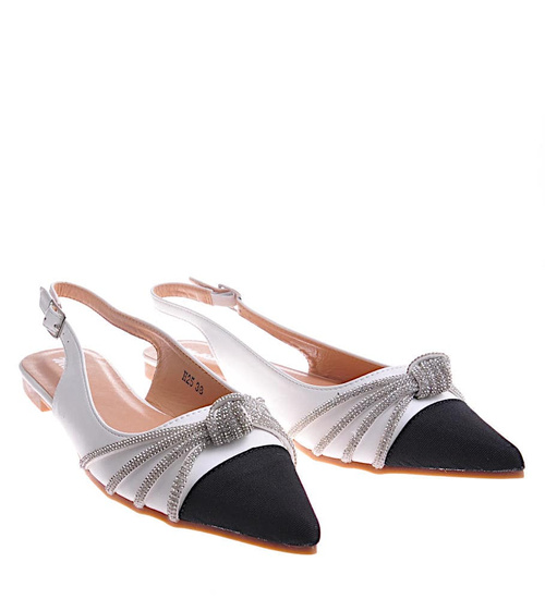 Białe sandały na płaskim obcasie /G5-2 12081 T394