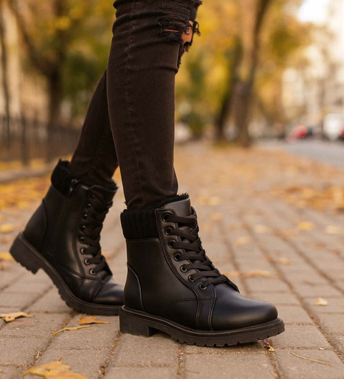 Zimowe czarne botki trapery futerko Czarne /D2-2 18518 T319/