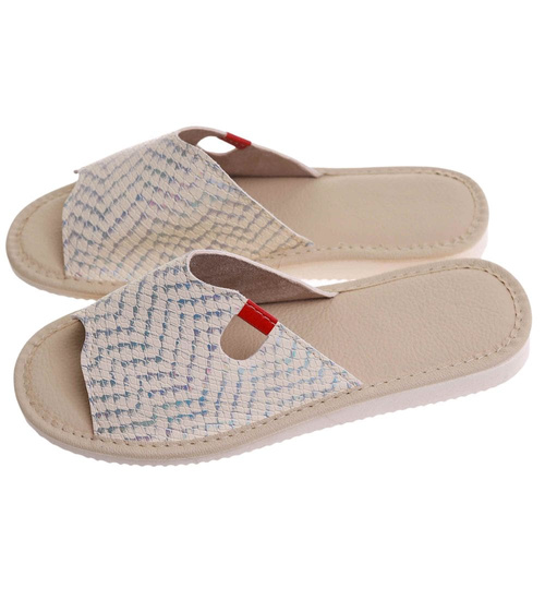 Odkryte kapcie damskie Złote /E7-1 17644 S165/