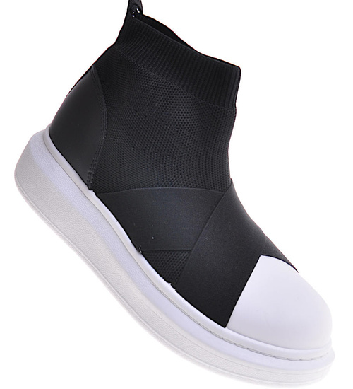 Wsuwane czarne trampki na platformie /D2-3 12358 S291/