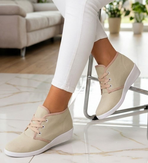 Sznurowane beżowe trampki na niskim koturnie /B1-3 11147 S193/