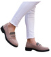 Beżowe zamszowe półbuty loafersy na niskim obcasie /F8-3 15476 T386/