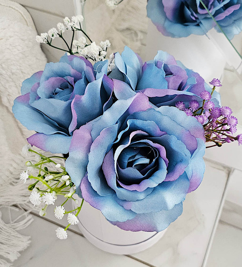 Flower box- niebieskie róże na prezent /FL35 M122/