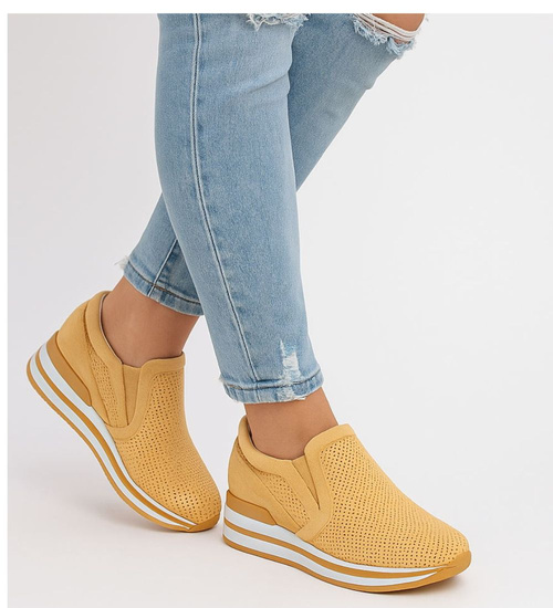 Ażurowe żółte sneakersy na koturnie /G5-3 18046 T183/