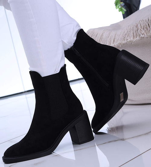 Wysokie czarne botki sztyblety na obcasie /B5-1 14842 T486/