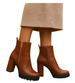 Karmelowe botki damskie na grubym obcasie /B6-2 18402 G284/
