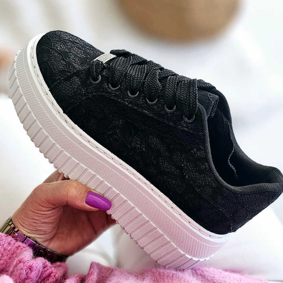 Czarne koronkowe trampki na platformie Seastar /G4-2 17409 S499/