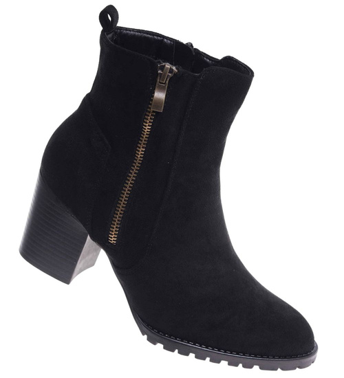 Czarne eleganckie botki na obcasie /i4-2 18397 W482/